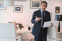Sarkozy, chef de parti ou chef de bureau ?