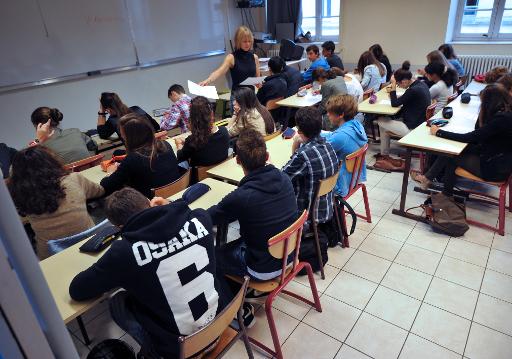 Des eleves dans une classe le 4 septembre 2012 a Nantes