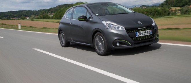 peugeot 208 mats