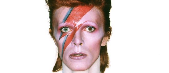 David Bowie est "Aladdin Sane" en 1973.