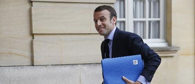 Le ministre de l'Economie Emmanuel Macron le 1er juin 2015 a son arrivee a Matignon a Paris