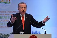 Armes turques en Syrie: Erdogan menace publiquement un journal
