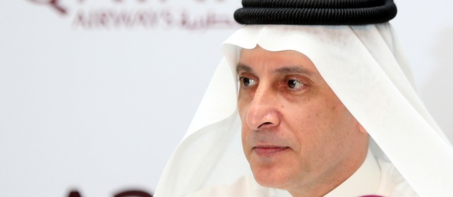 Akbar al-Baker ,le PDG de Qatar Airways, a ete fait officier de la Legion d'honneur vendredi a l'Elysee.