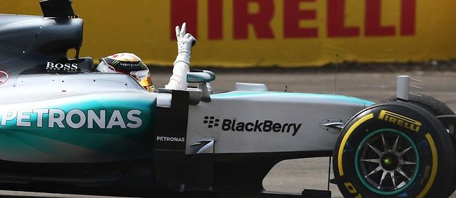 La joie de Lewis Hamilton (Mercedes) qui remporte remporte la 37e victoire de sa carriere, la 4e de la saison