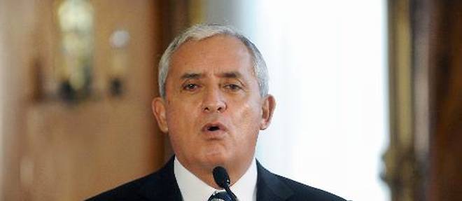 Le president Otto Perez Molina le 28 mai lors d'une conference de presse a Guatemala City