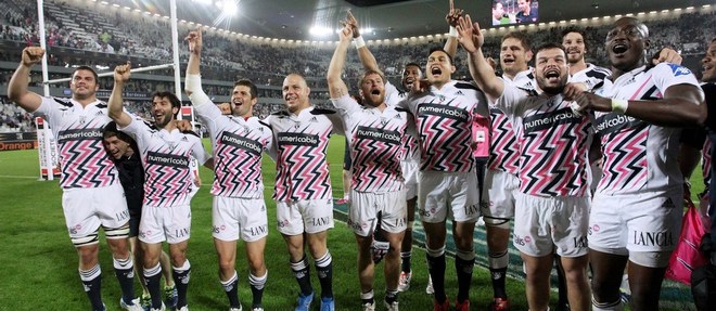 La joie des joueurs du Stade francais apres leur victoire face au RC Toulon, en demi-finale du Top 14.