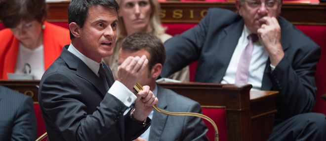 Manuel Valls s'exprime lors du JT de TF1, quelques heures apres avoir utilise le 49.3 (photo d'illustration).