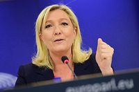 Marine Le Pen &agrave; la t&ecirc;te d'un groupe parlementaire pour mieux combattre Bruxelles
