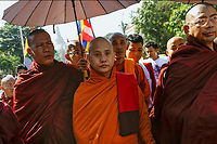 Birmanie : les fous de Bouddha