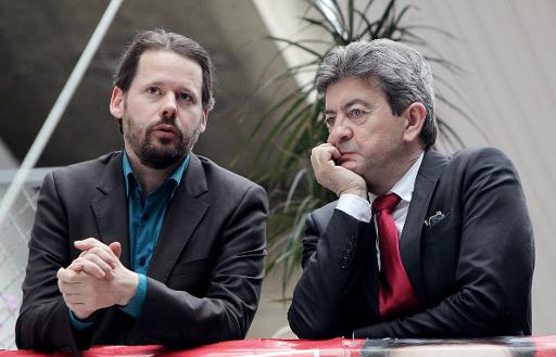 Francois Delapierre (g) et Jean-Luc Melenchon, en avril 2012 lors de la campagne presidentielle, lors d'un deplacement en Seine-Saint-Denis