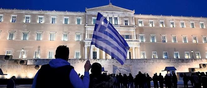 Alexis Tsipras soumet le plan d'aide a la Grece au referendum.