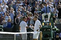 Wimbledon: Hewitt &eacute;limin&eacute; d'entr&eacute;e pour sa &quot;der&quot; &agrave; Londres