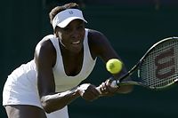 Wimbledon: Venus Williams &quot;&agrave; bicyclette&quot; vers le deuxi&egrave;me tour
