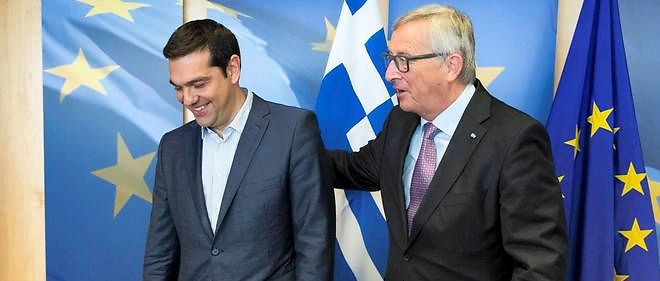 Le Premier ministre Alexis Tsipras, ici avec le president de la Commission europeenne Jean-Claude Juncker, s'adresse ce mercredi aux deputes europeens.