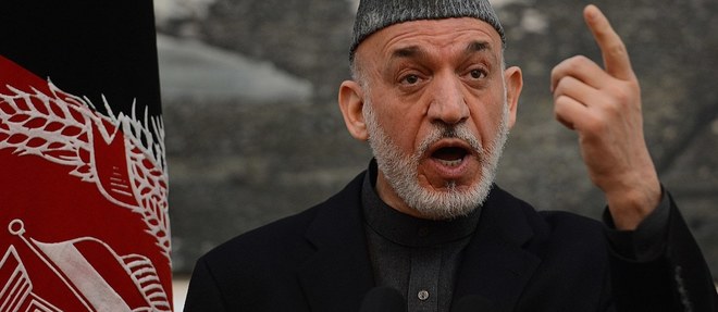 Une delegation du gouvernement afghan d'Hamid Karzai, emmenee par le vice-ministre des  Affaires etrangeres, s'est entretenue avec des membres de  la rebellion des talibans au Pakistan.