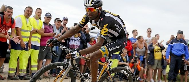 L'Erytreen Daniel Teklehaimanot of MTN-Qhubeka en action dans le Tour de France.