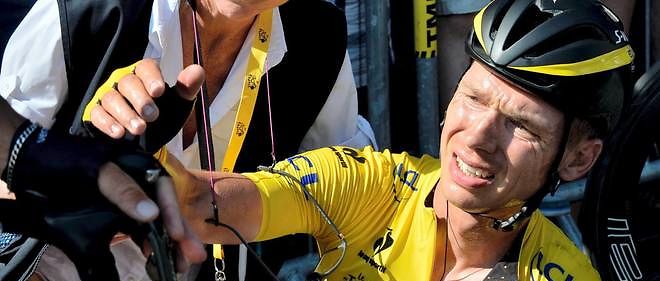 Le maillot jaune du Tour de France, l'Allemand Tony Martin, s'est blesse dans une chute jeudi.