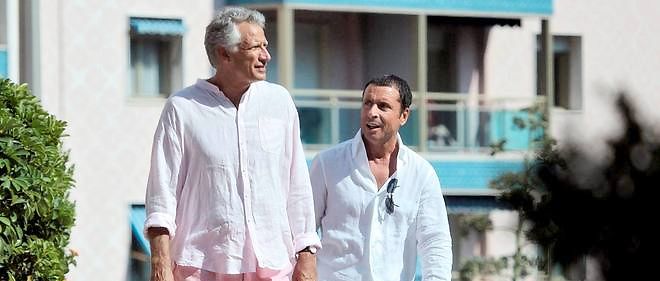 Dominique de Villepin est sans doute le meilleur ami d'Alexandre Djouhri, 56 ans. Les deux hommes, qui s'admirent mutuellement, passent souvent leurs vacances ensemble (ici, a Monaco en 2009).