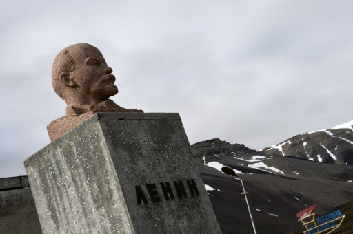 Un buste de Lénine dans la ville norvégienne de Pyramiden, en Arctique le 19 juillet 2015 © DOMINIQUE FAGET AFP