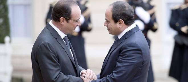 Le president egyptien accueilli par Francois Hollande le 26 novembre 2014 a l'Elysee. 