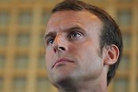 Guyane : Macron plaide pour une hausse de l'activit&eacute; aurif&egrave;re