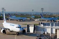 La Commission européenne s’est prononcée pour une taxation du kérosène pour les avions qui chargent du kérosène dans un aéroport communautaire. ©JACK GUEZ