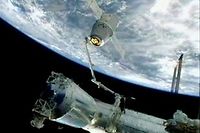 3 spationautes rejoignent l'ISS apr&egrave;s un vol spatial de 48 heures