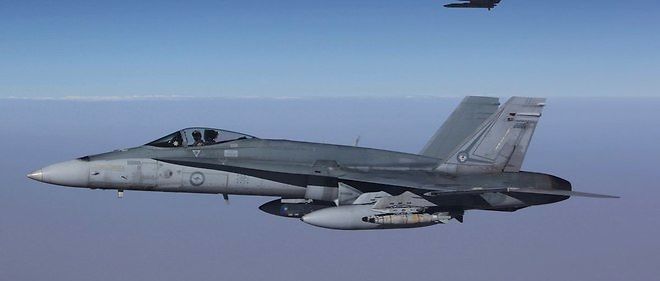 Un appareil F/A-18A Hornet de la Royal Australian Air Force (RAAF) a  detruit un transport de troupes blinde de l'EI avec un missile guide, a  indique Kevin Andrews.