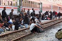 Des milliers de migrants affluent en Croatie, d&eacute;sormais en premi&egrave;re ligne