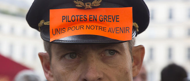 Pour les pilotes restant a Air France, les perspectives de carriere ne sont guere rejouissantes...