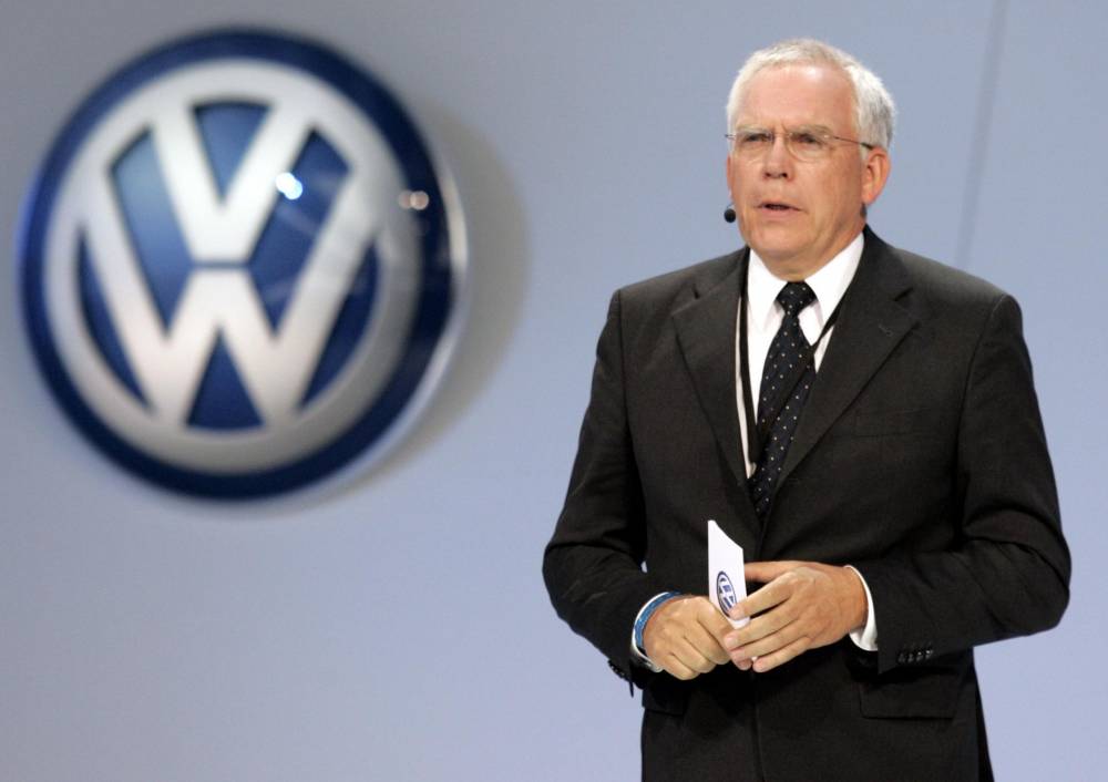 File photo of Audi's R&D boss Hackenberg, a long-time VW brand executive, talking about the automakers new Concept Coupe Hybrid vehicle during Press Days of the 2010 North American International Auto Show in Detroit © REBECCA COOK DR