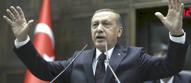 Depuis des mois, les Occidentaux denoncent la mansuetude du regime islamo-conservateur du president Recep Tayyip Erdogan dans la lutte contre les filieres qui alimentent l'Etat islamique en combattants etrangers. 