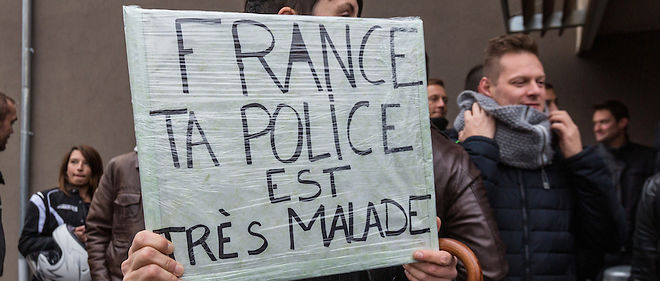 Les policiers pointent une << explosion des violences >> et une << absence de reponses penales >> qui les conduit a appeler a se rassembler place Vendome sous les fenetres de Christiane Taubira.