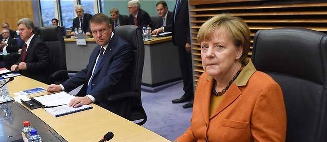 Alors que l'Allemagne fait face a un nouvel afflux de migrants, Angela Merkel assiste a un sommet europeen sur la question migratoire.