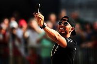 Lewis Hamilton, la F1 et le show dans la peau