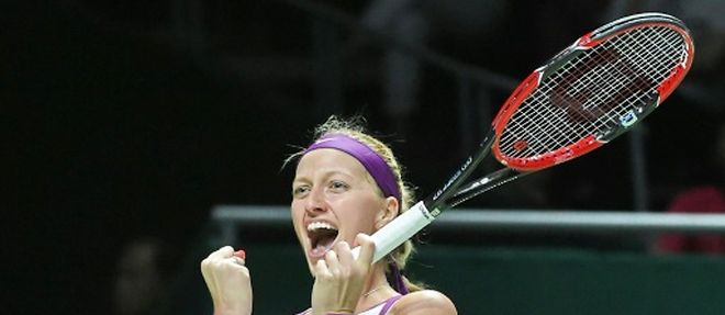 La Tcheque Petra Kvitova celebre sa victoire contre Maria Sharapova en demi-finales du Masters, le 31 octobre 2015 a Singapour