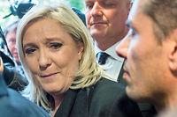 France 2 : Marine Le Pen se d&eacute;file mais reste au centre du d&eacute;bat