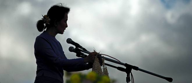 Aung San Suu Kyi le 16 mai 2015. Depuis qu'elle a recouvre la liberte, la Lady decoit.