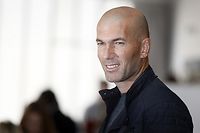 Affaire de la &quot;sex-tape&quot; de Valbuena : Zidane &quot;croit&quot; Benzema