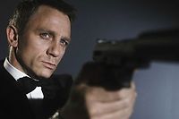 &quot;James Bond 007&quot; : les raisons d'un succ&egrave;s plan&eacute;taire