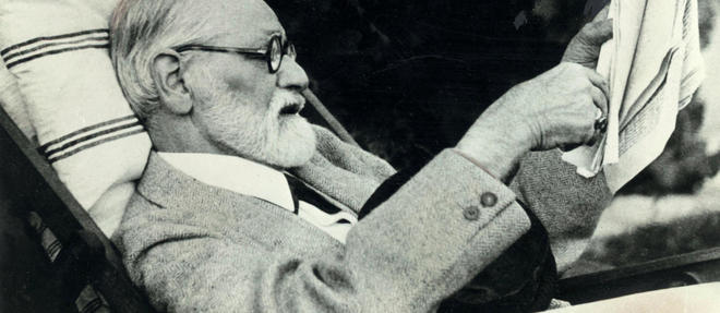 Freud est le penseur du XXe siecle le plus cite. Ne peut-on s'attaquer a ses idees plutot qu'a sa personne ? 