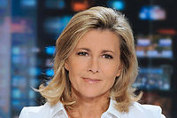 TF1 - Canal+ : Claire Chazal aurait dit &quot;non&quot; au &quot;Grand Journal&quot;