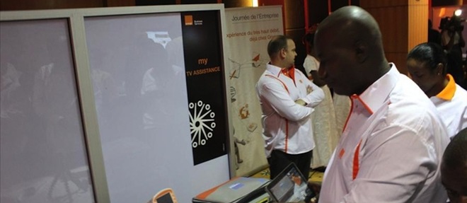 Le stand d'Orange Mali lors de la Journee de l'entreprise.