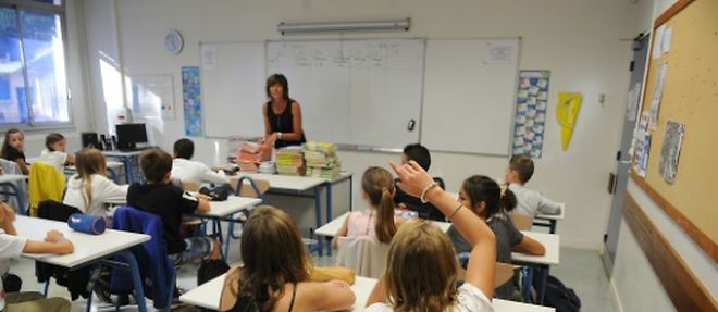 Des eleves d'une classe de 6e de Aytre, en Charente-Maritime, le 1er septembre 2015