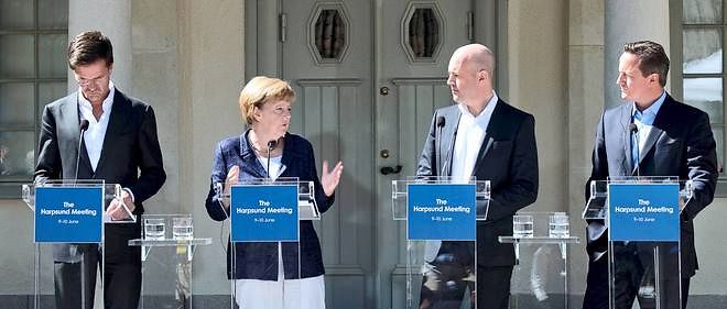 Mark Rutte aux cotes d'Angela Merkel, de Fredrik Reinfeldt et de David Cameron lors d'une conference de presse en Suede le 10 juin 2014.
 