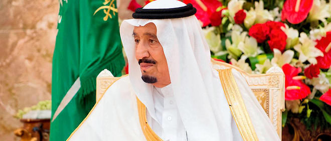 Le roi Salmane d'Arabie saoudite a succede sur le trone a son demi-frere Abdallah le 23 janvier 2015.