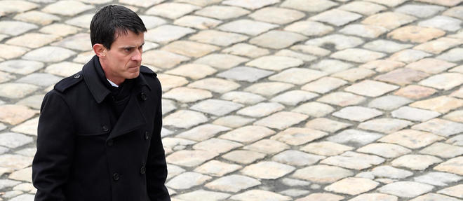 Manuel Valls a qualifie mercredi Marine Le Pen d'"incendiaire du debat public".