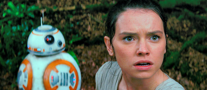 Daisy Ridley, la nouvelle Leia, est tres bien, tout comme BB-8, le nouveau droide qui a resolu le probleme de locomotion de R2D2.