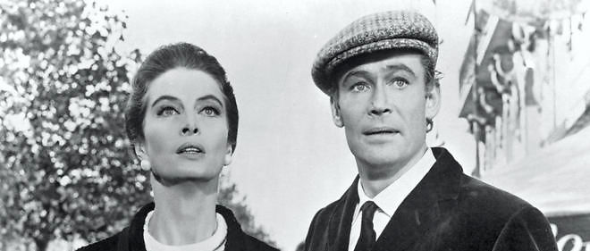 L'actrice Capucine aux cotes de Peter O'Toole dans "What's new Pussycat", en 1965.
