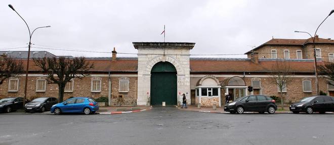 Un detenu de la prison de Fresnes s'evade lors d'un tournoi de boxe.